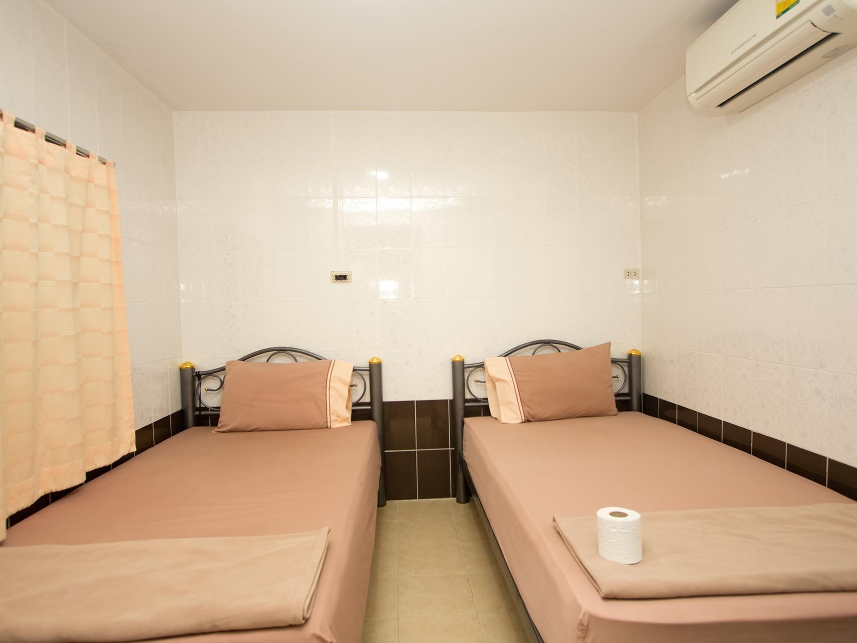 Wisma tamu At Bangkok